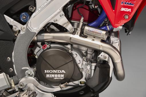 26 Jett Lawrence CRF450RWE_details 10