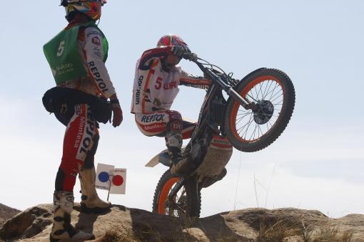 Trial14_r8_Fujinami_5642_PS