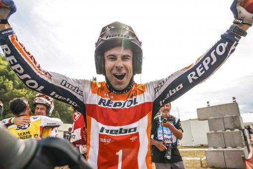 TrialGP23_r13_PODIUM_05925_ps