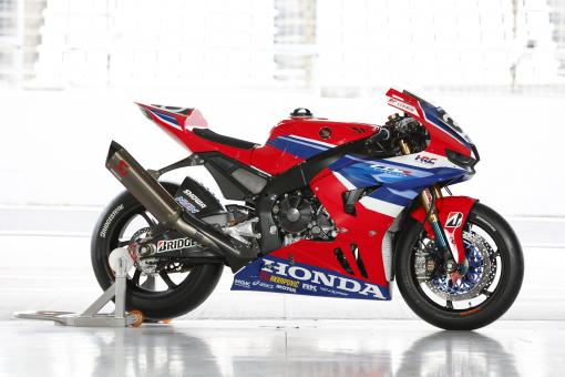 2024RSuzuka8hrs_CBR1000RR-R-SP#30_AK40149